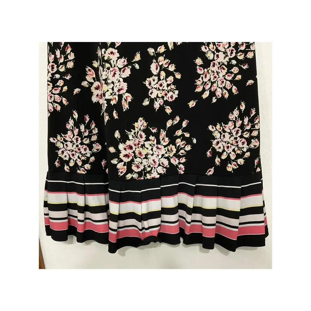 WHBM Floral V-Neck Dress Sleeveless Pleated Ruffle Hem Size Small - Picture 3 of 6